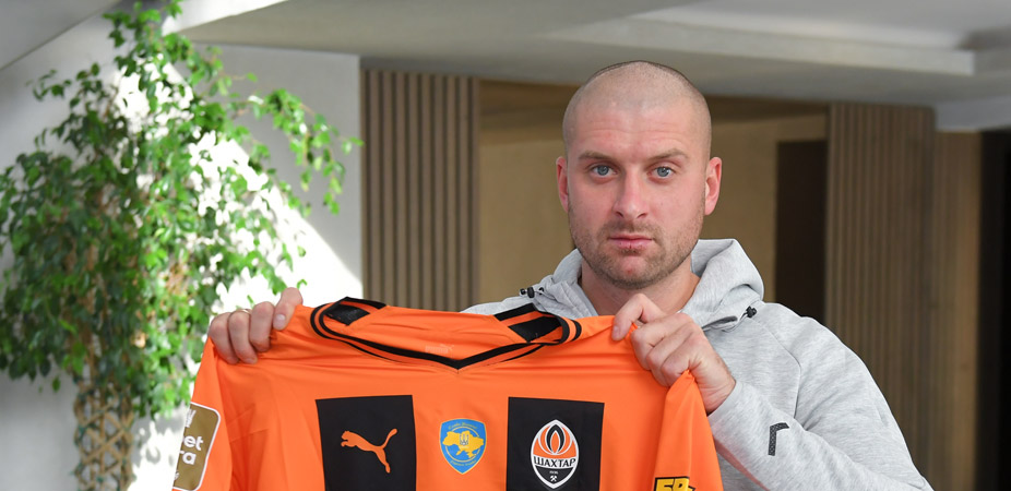 https://shakhtar.com/-/media/fcsd/news/2023/january/16_news/16_rakitskyy/926_.jpg