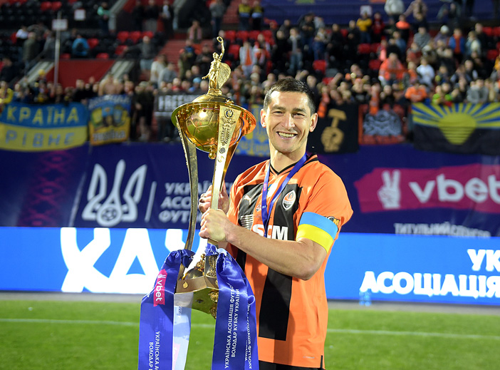 Taras Stepanenko: “It's cool to win two trophies!”