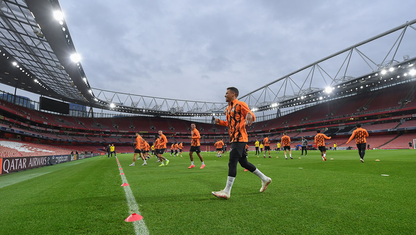 https://shakhtar.com/-/media/fcsd/news/2024/october/21_news/21_open-training-session/gal/dsc_2400.jpg?1729572319990