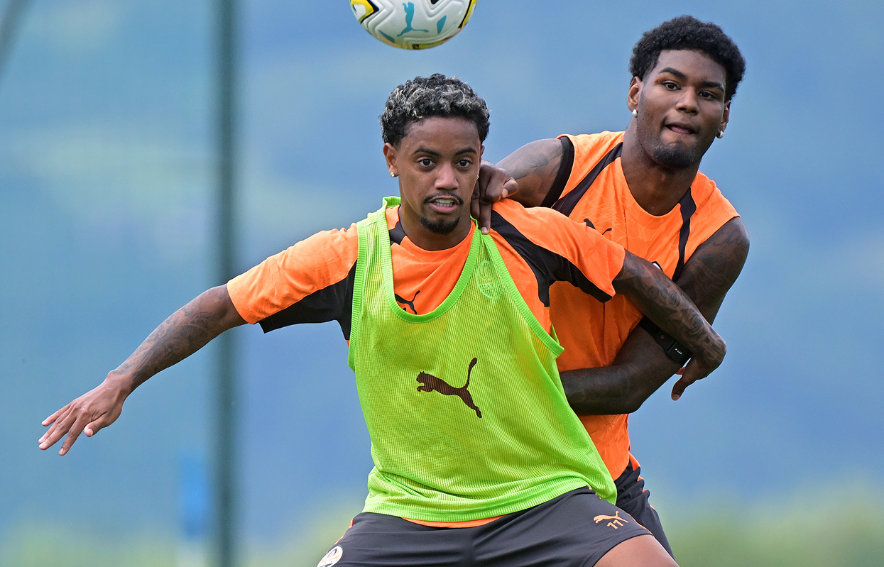 FC Shakhtar training camp