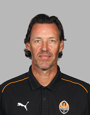Chris van der Weerden